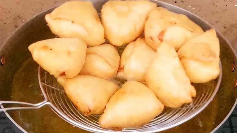 mini samosa recipe homemade and easy starter or tea time snack.