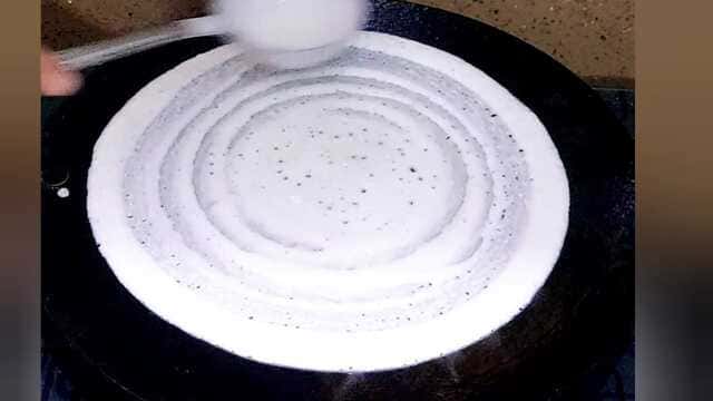 Crispy masala dosa with spicy potato masala and coconut chutney”