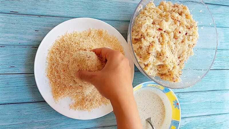 Homemade aloo tikki burger with indian masalas