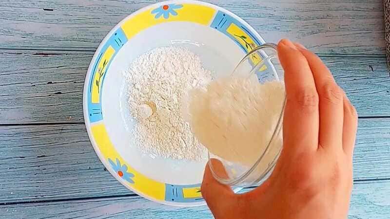 Street style crispy aloo tikki burger