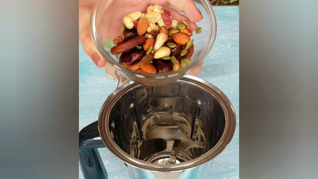 Healthy Energy Drink Recipe with Natural Ingredients