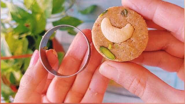 sesame jaggery sweet