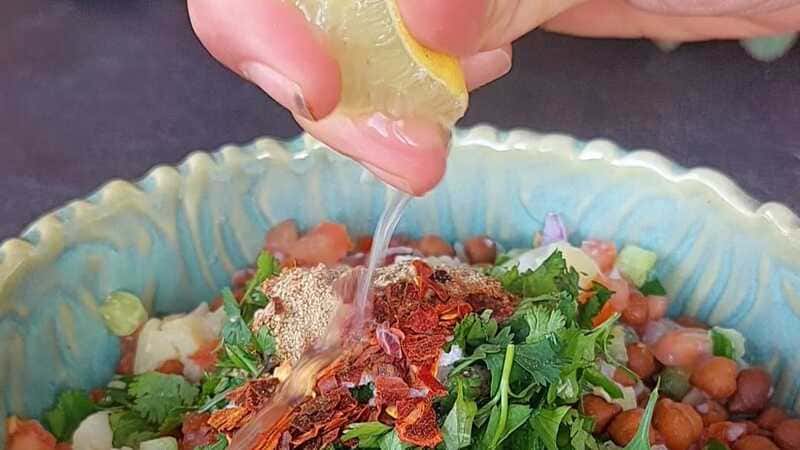 diet friendly kala chana salad