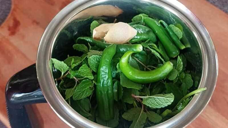 Moong dal pakodi chaat